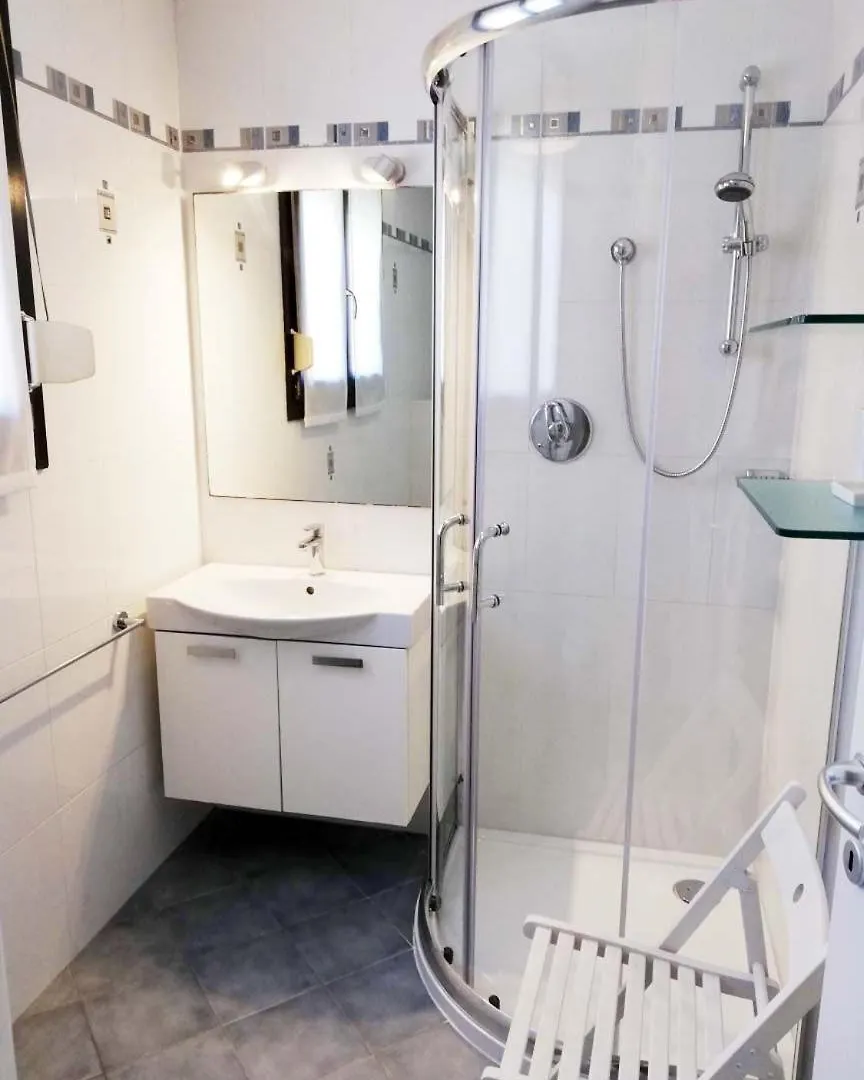 Casa 951 Apartman Caleri